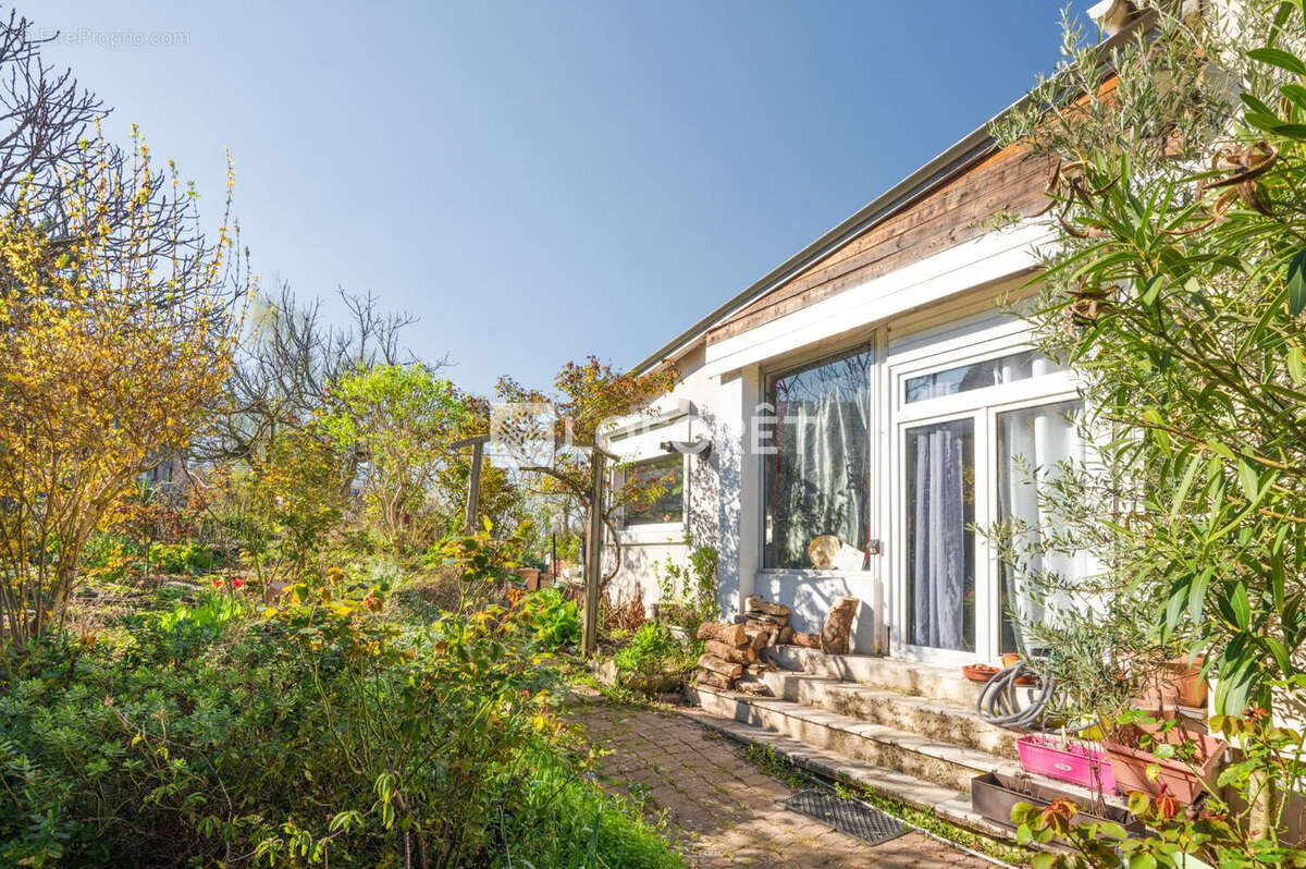 Maison à FRANCONVILLE