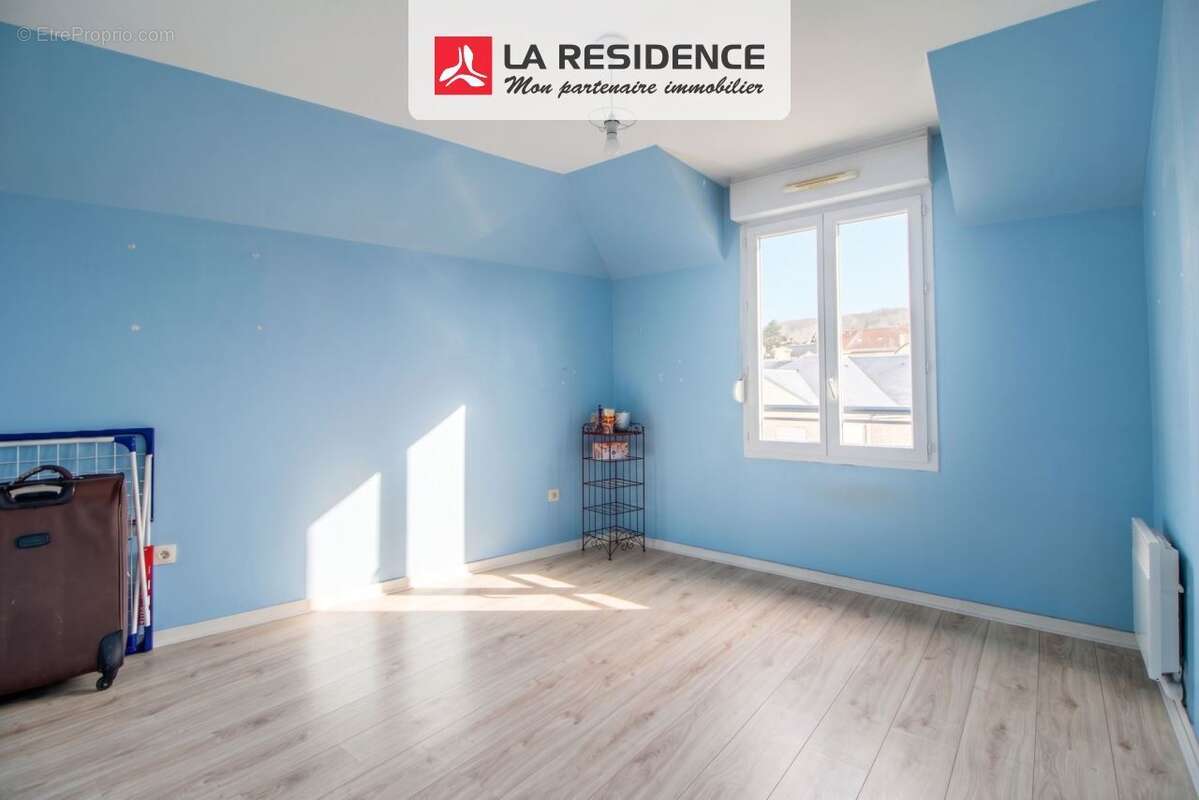 Appartement 79 m² à Chanteloup-Les-Vignes  - photo 6