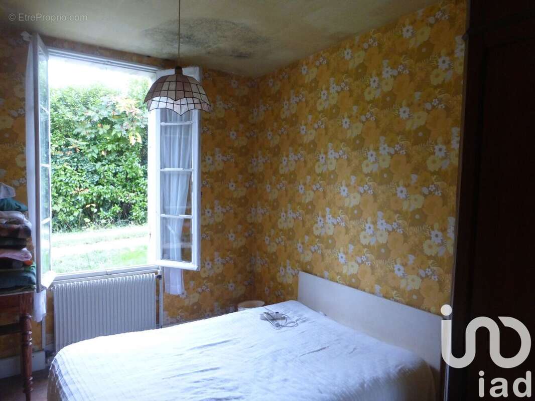 Maison 270 m² à La Clotte  - photo 8