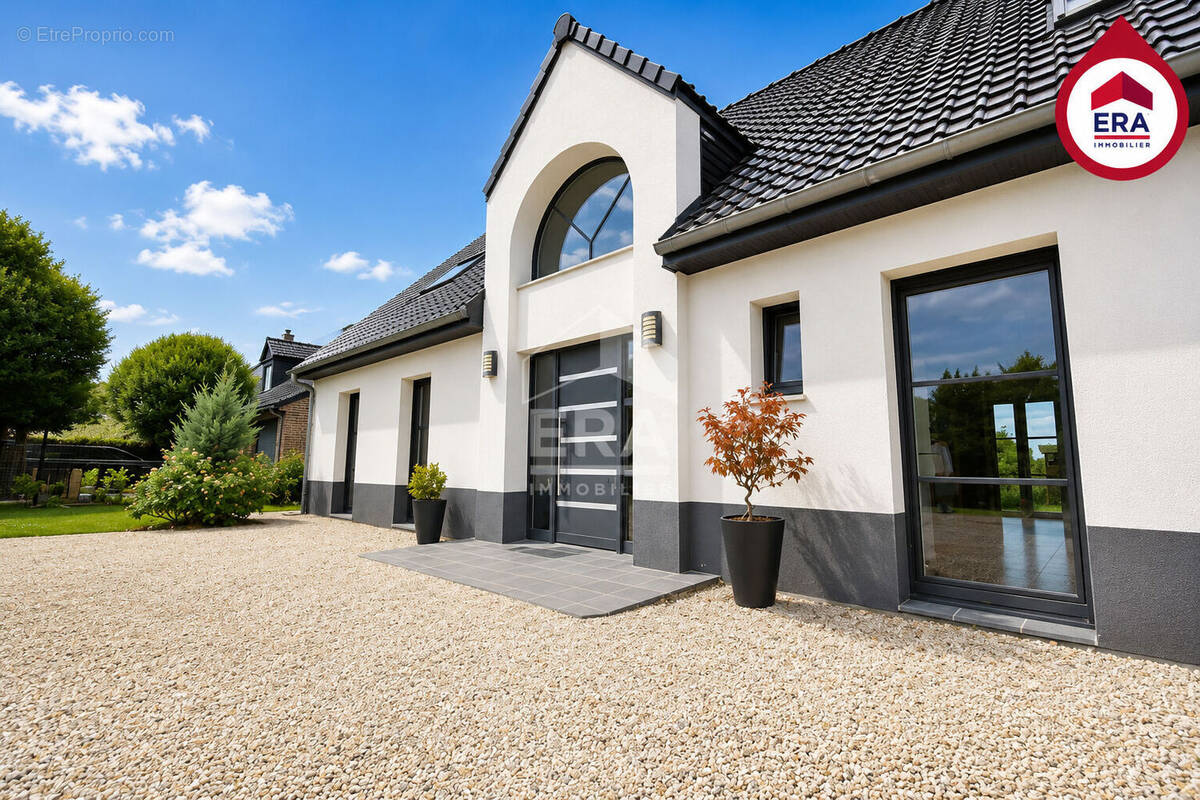 Maison à EPERLECQUES