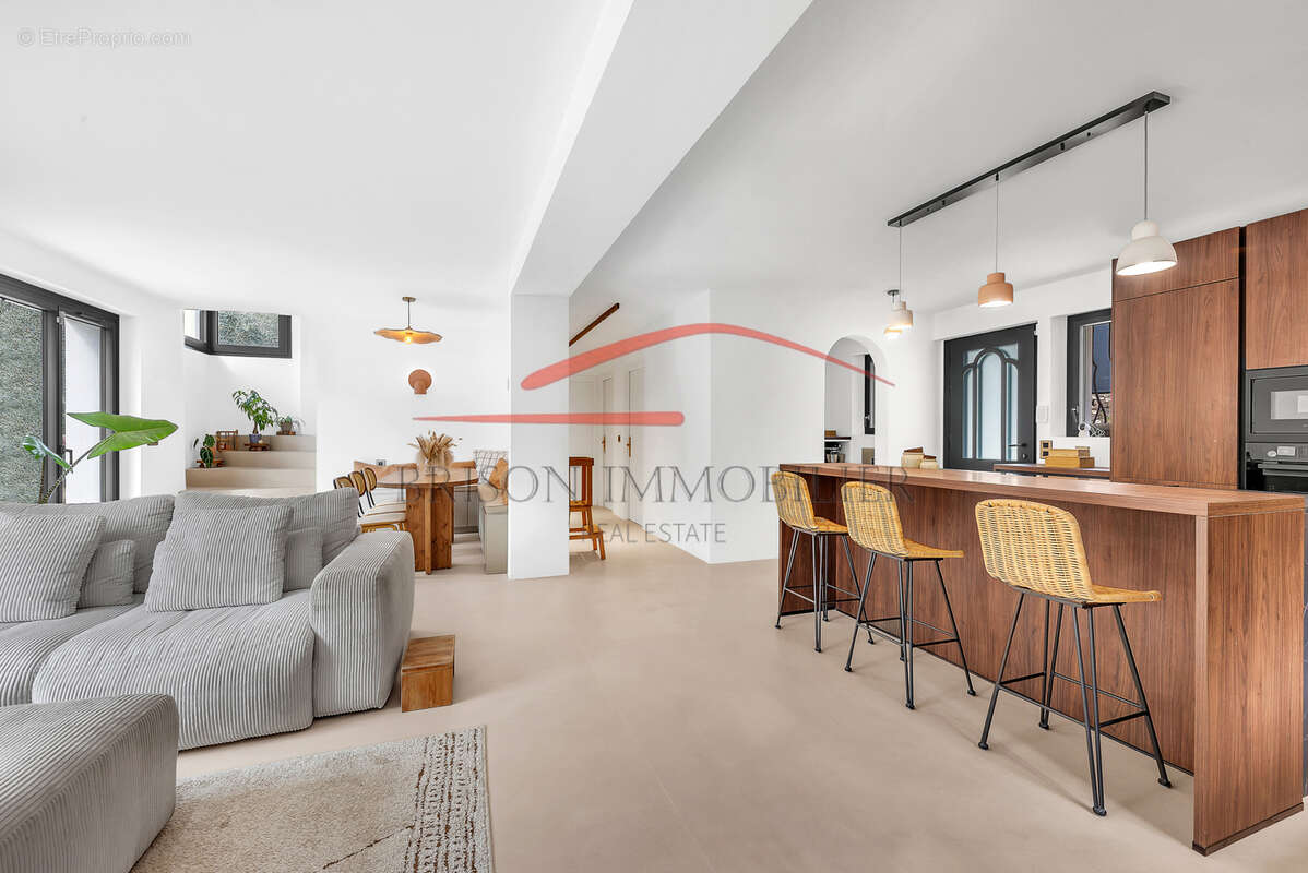 Maison à LA COLLE-SUR-LOUP