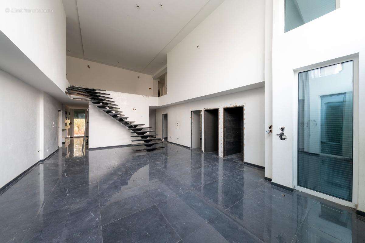 Maison à ELEU-DIT-LEAUWETTE