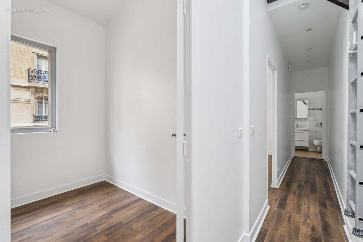 Appartement à PARIS-11E