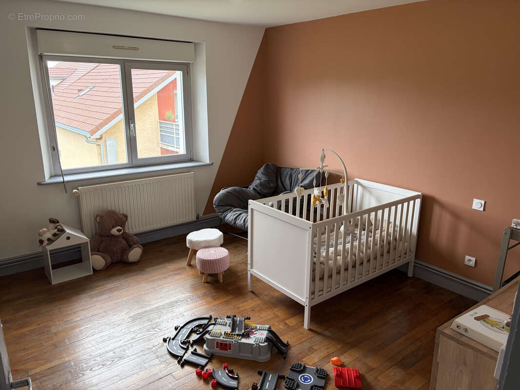 Appartement environ 82 m2 avec 2 chambres à PONTARLIER - photo 11