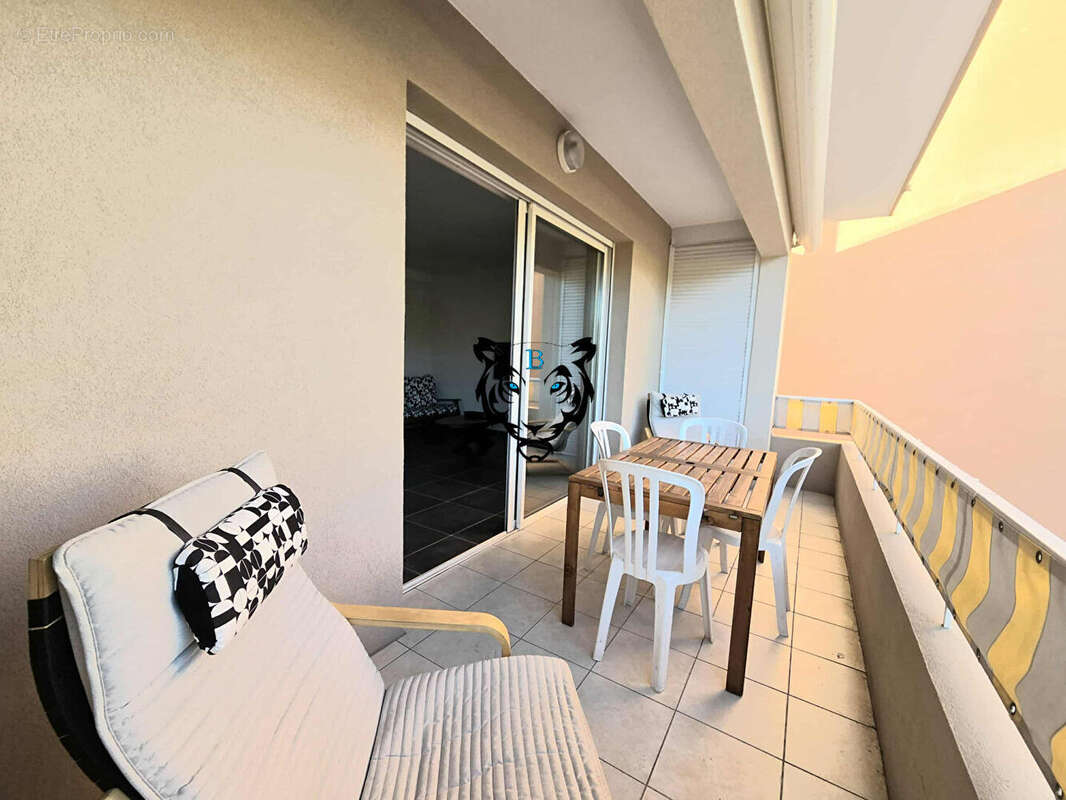 Appartement à FREJUS
