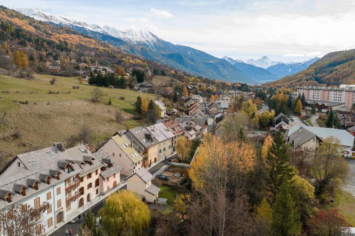 Photo 1 - Maison à LA SALLE-LES-ALPES