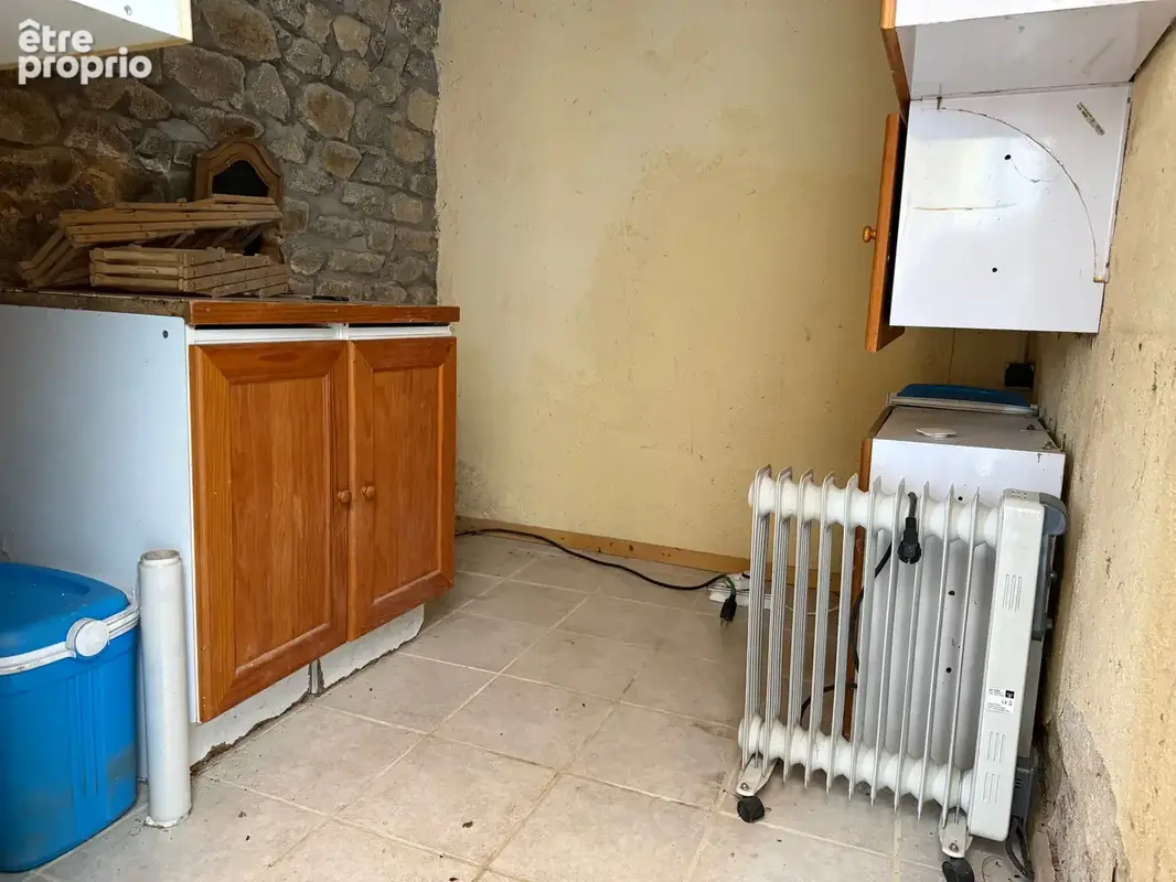 Auv 1234 : Maison rénovée avec jardin et garage à Marcillat, 641m2 - photo 19