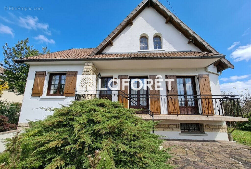 Maison à CONFLANS-SAINTE-HONORINE