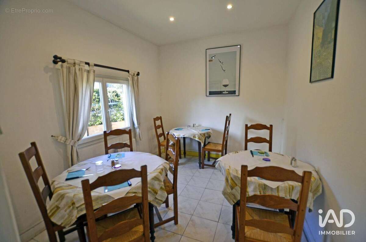 Photo 4 - Commerce à OPIO