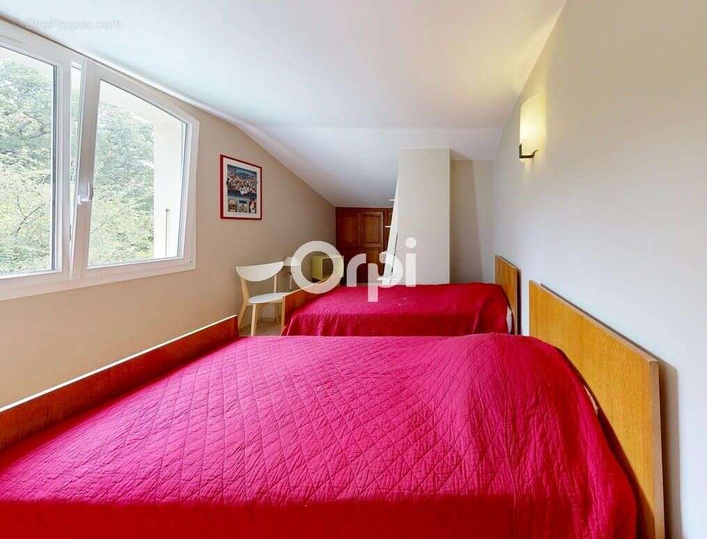 Grande villa familiale avec piscine, dépendance et potentiel locatif - photo 24