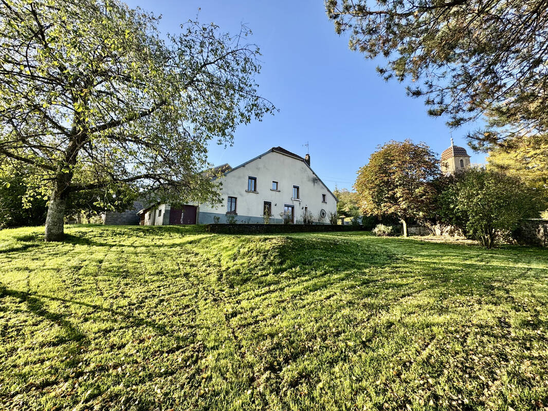 Maison à VILLERSEXEL