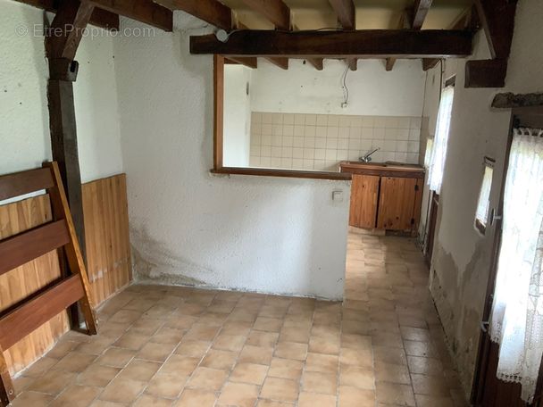 Maison à NEONS-SUR-CREUSE