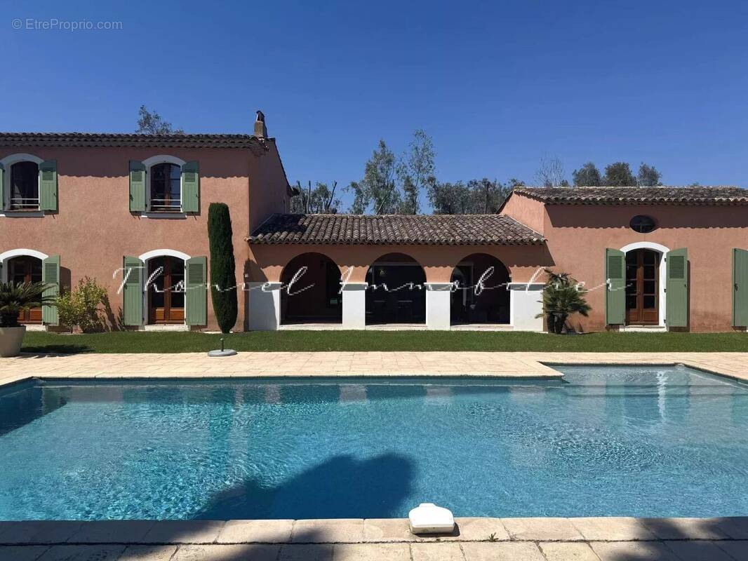 Maison à GRIMAUD