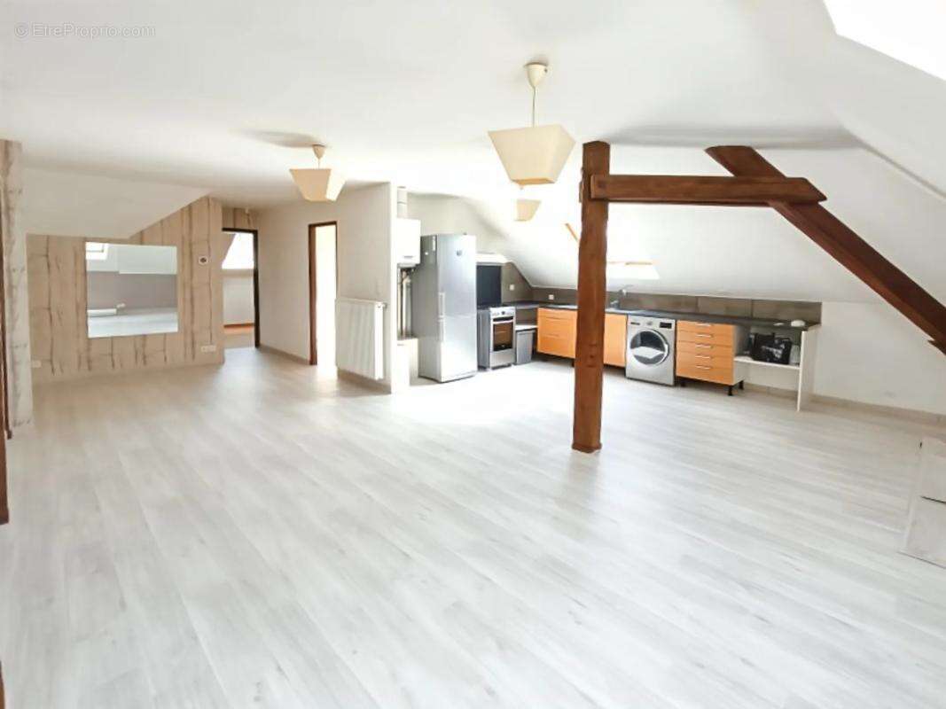 Appartement à ALGRANGE