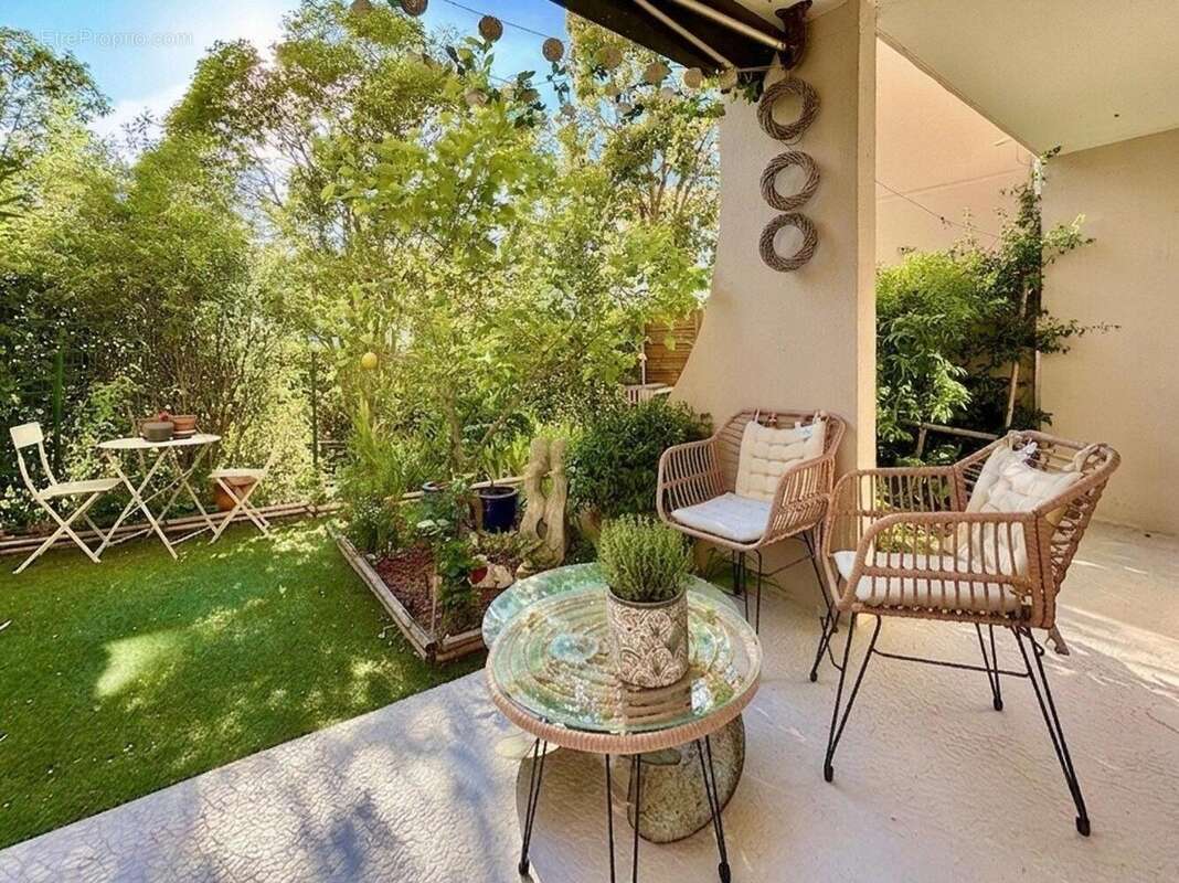 Photo 2 - Appartement à HYERES