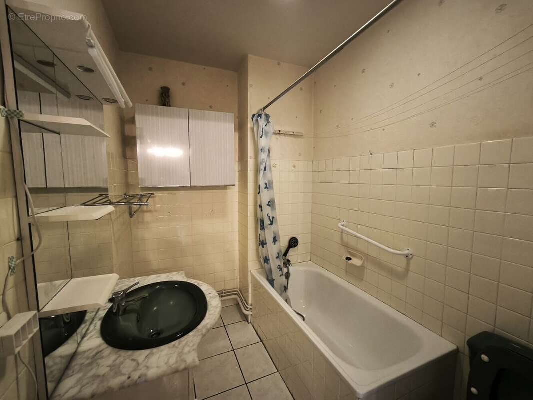 Appartement à SAINT-ETIENNE