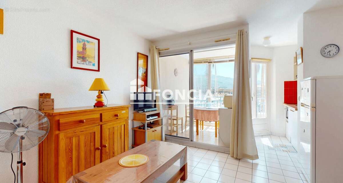 Studio cabine + parking privatif et vue exceptionnelle sur le port - photo 2