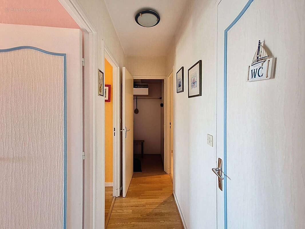 Appartement à L'HAY-LES-ROSES