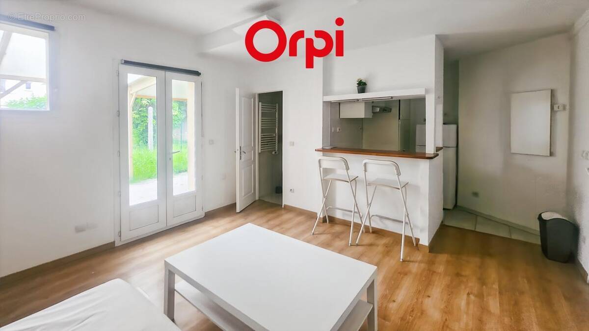 Appartement à ATHIS-MONS