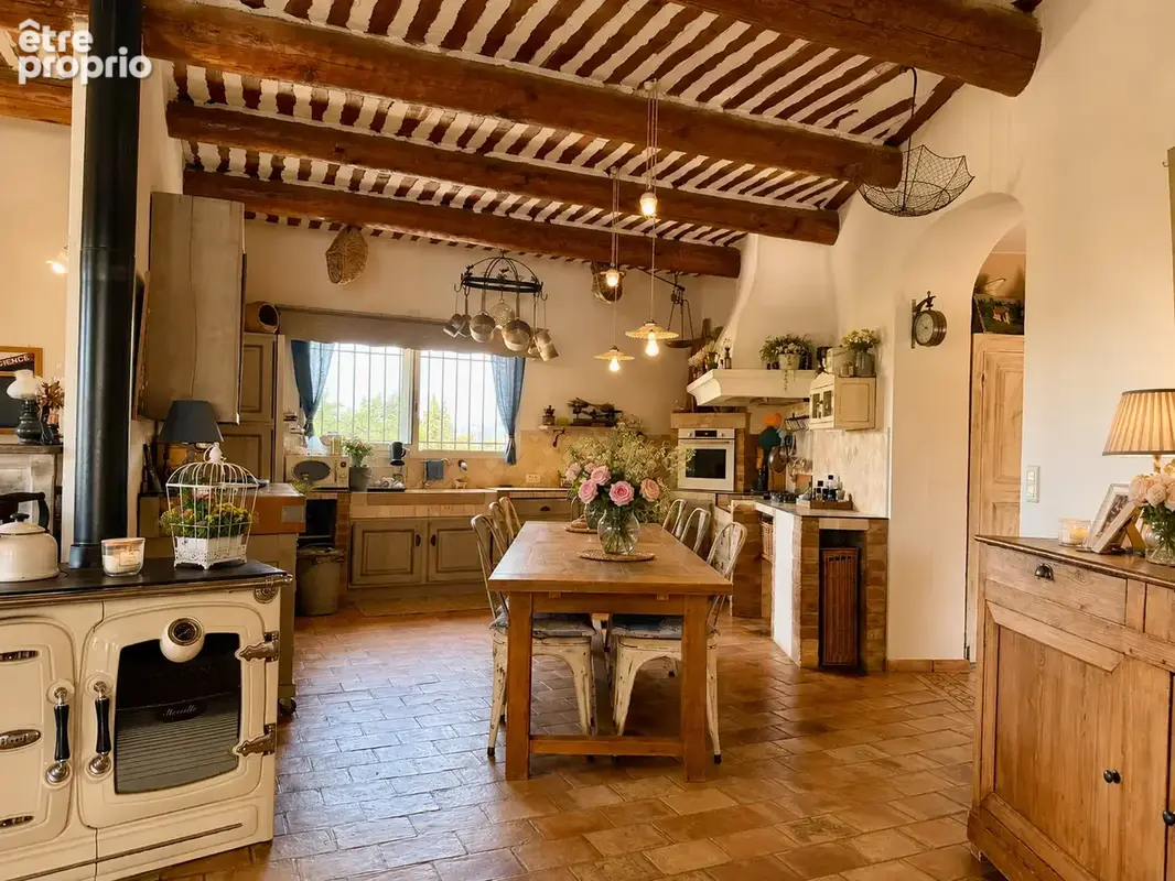 Belle demeure Provençale de 178m2 avec piscine - photo 9
