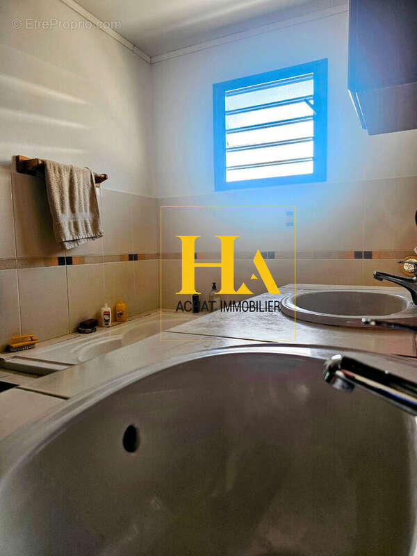 Maison à SAINT-JOSEPH