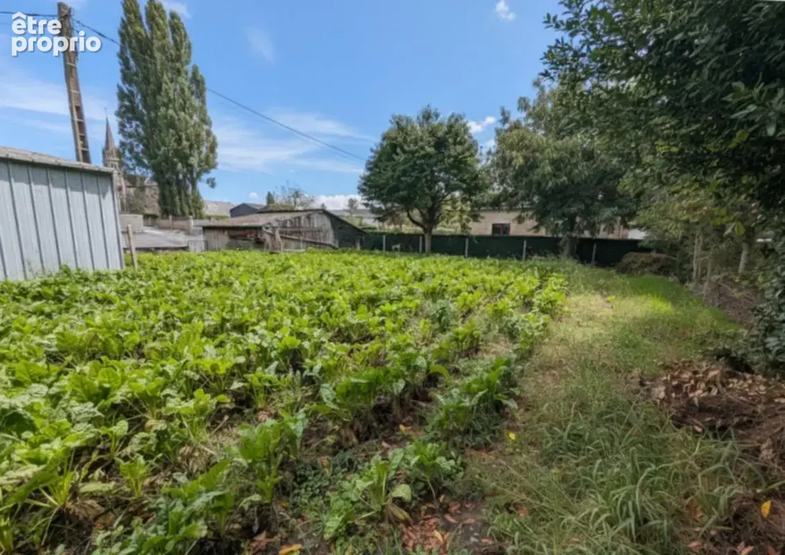 Terrain à vendre au cœur du bourg – 432 m² à Saint-Georges-de-Reintembault(35) - photo 3