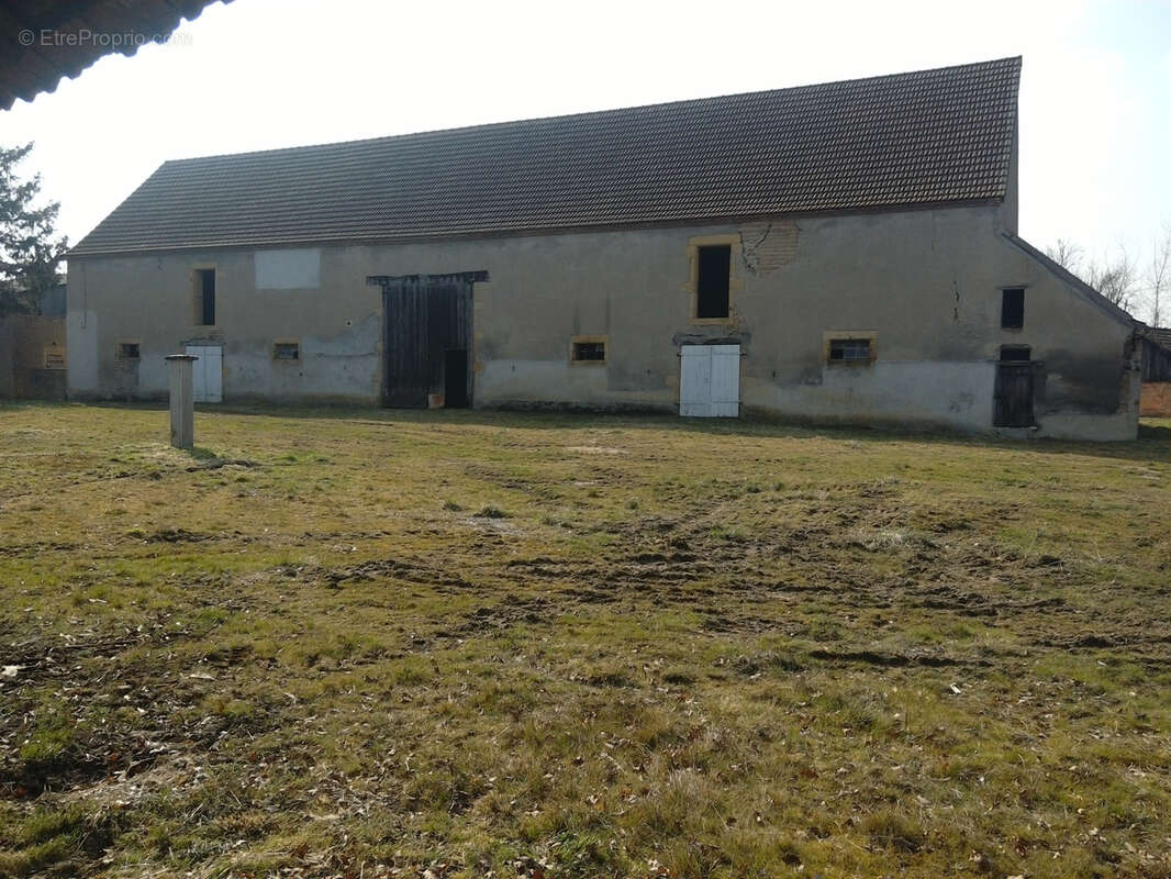 Maison à PIERREFITTE-SUR-LOIRE