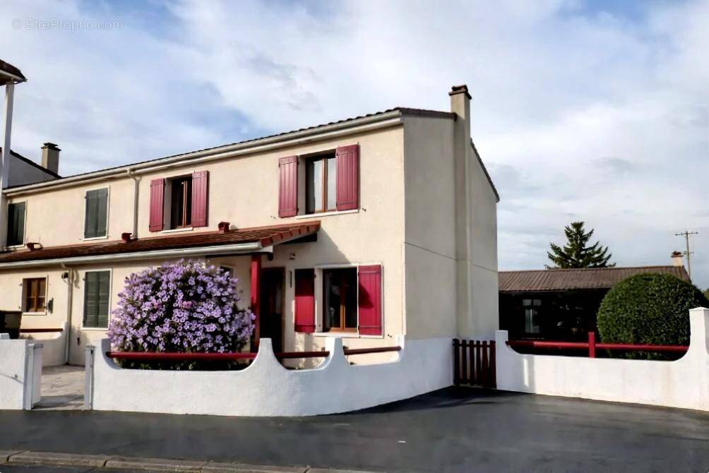 Maison à CHOLET
