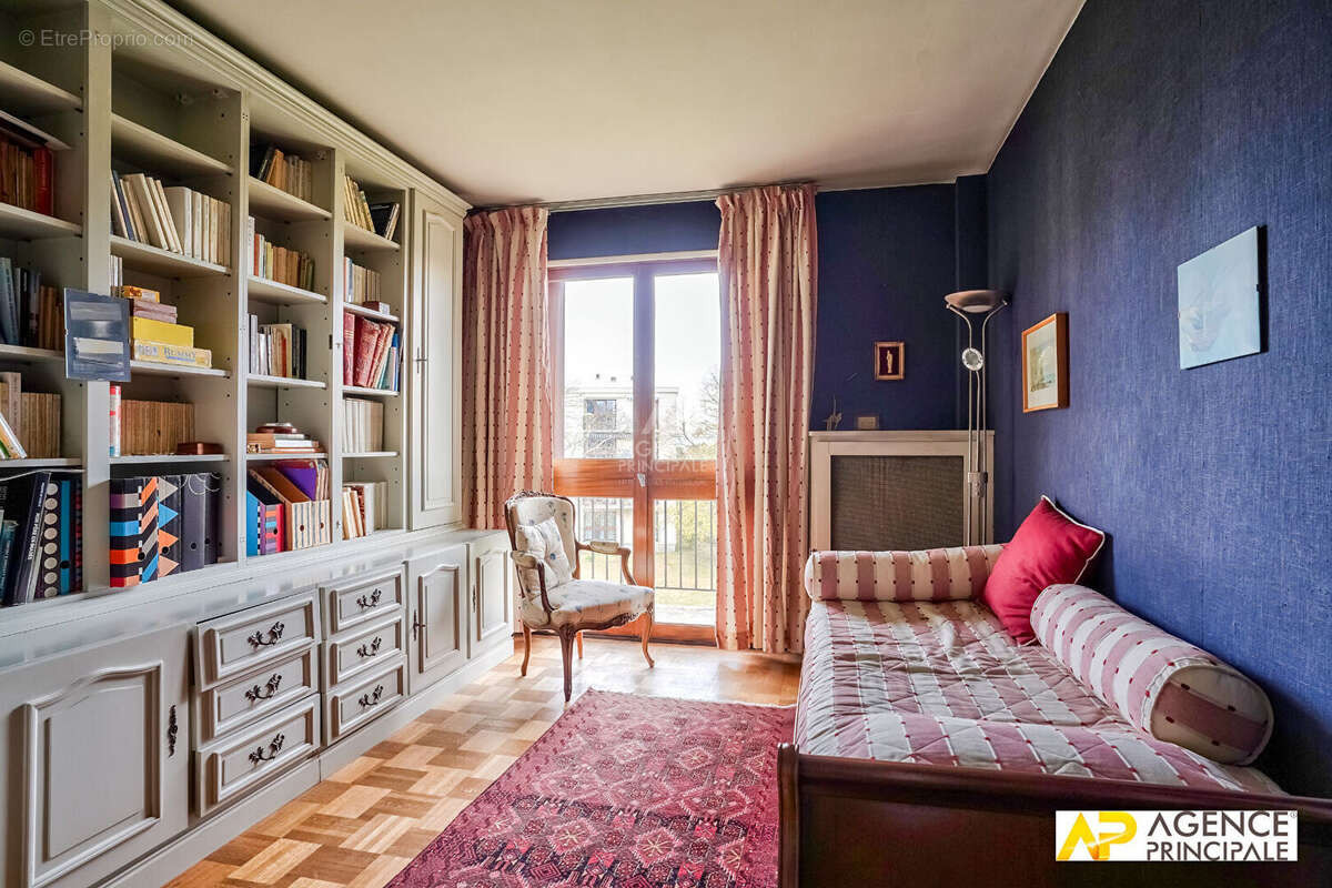 Appartement à MAISONS-LAFFITTE