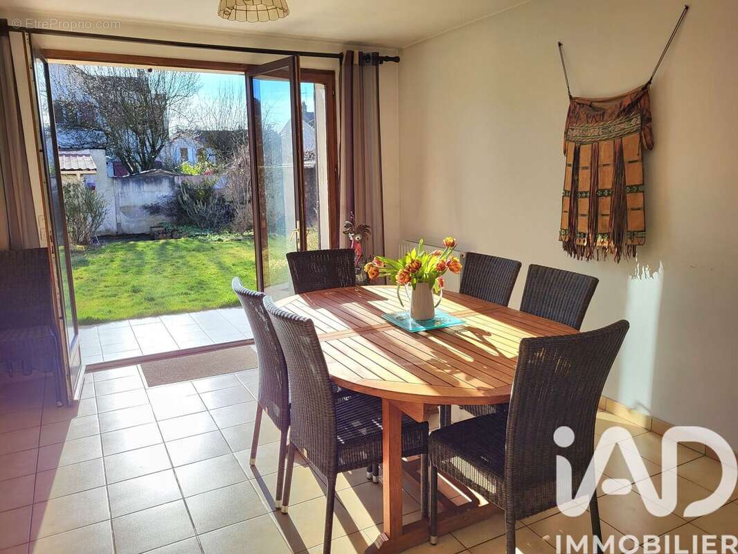 Photo 5 - Maison à JOUY-EN-JOSAS