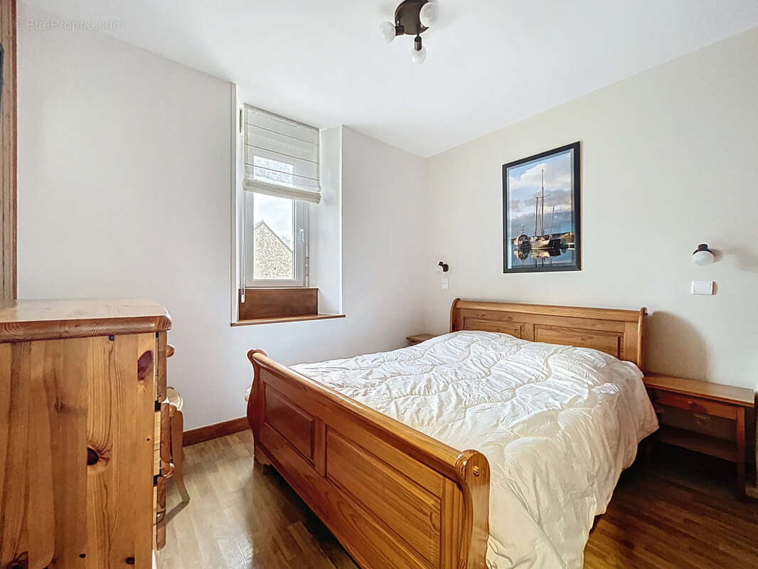 Maison à SAINT-MAURICE-EN-COTENTIN