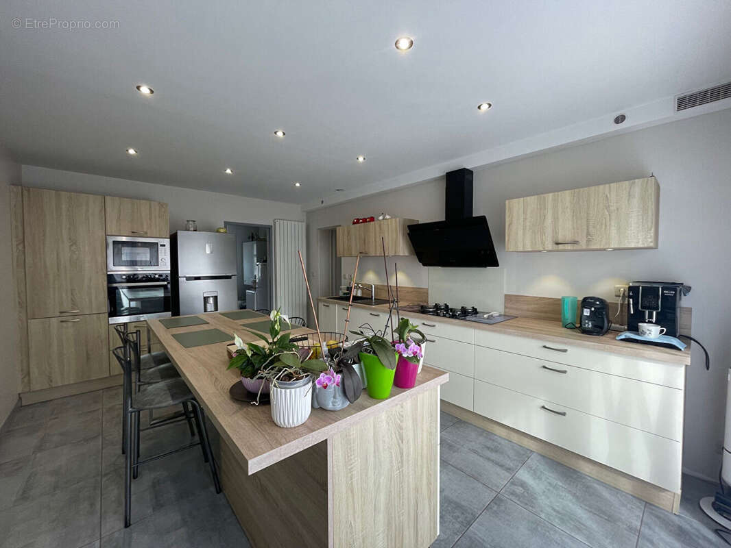 Maison Nogent Le Roi 7 pièce(s) 125 m2 - photo 5