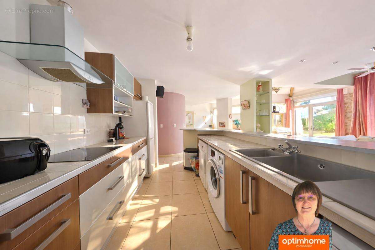 À vendre – Appartement plain-pied de 75 m² – Quartier du Boucanet, Le Grau-du-Roi(30 Gard) - photo 9