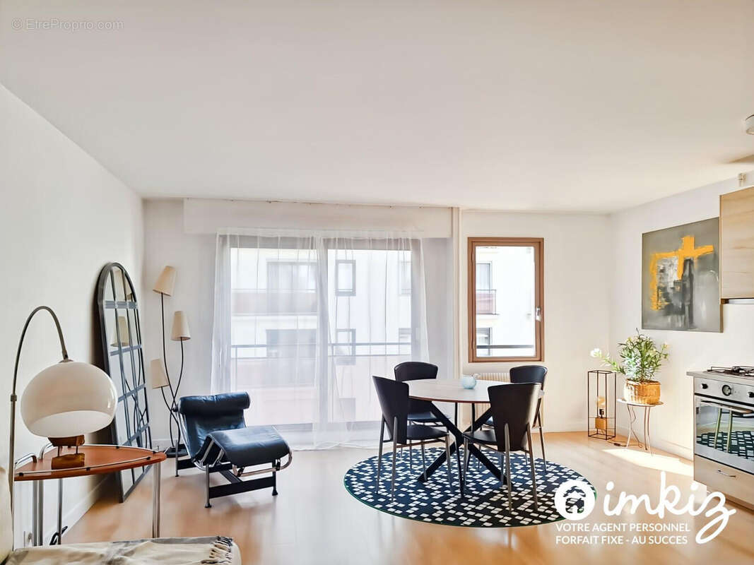 Appartement à PARIS-20E