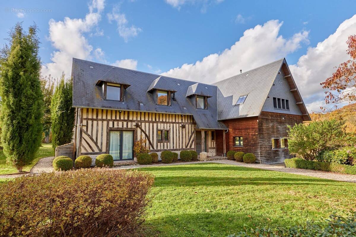 Maison à OUILLY-DU-HOULEY