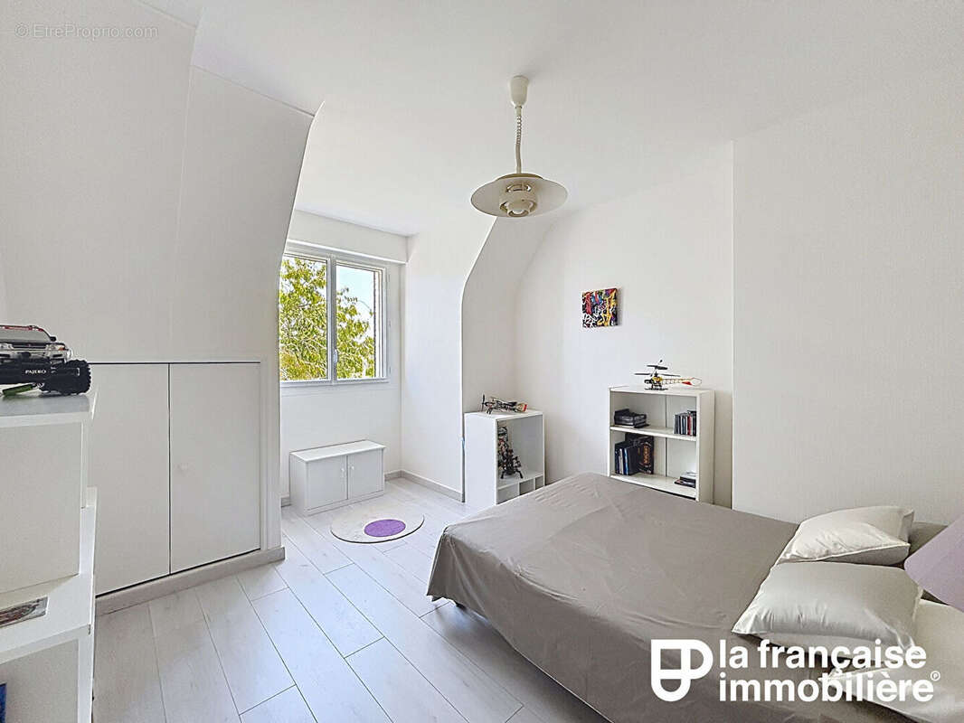 Maison Breteil  Montfort sur Meu 11 pièces 300 m2 - SPA - photo 12