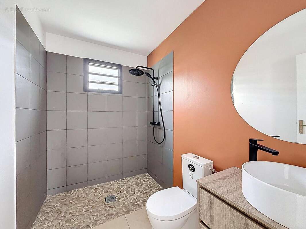 Photo 4 - Maison à BAIE-MAHAULT