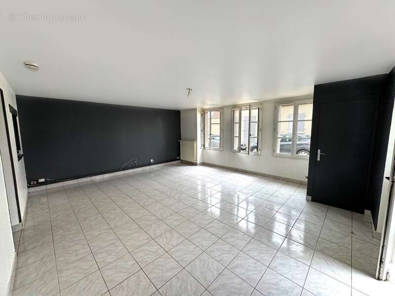 Appartement à CHAVENAY