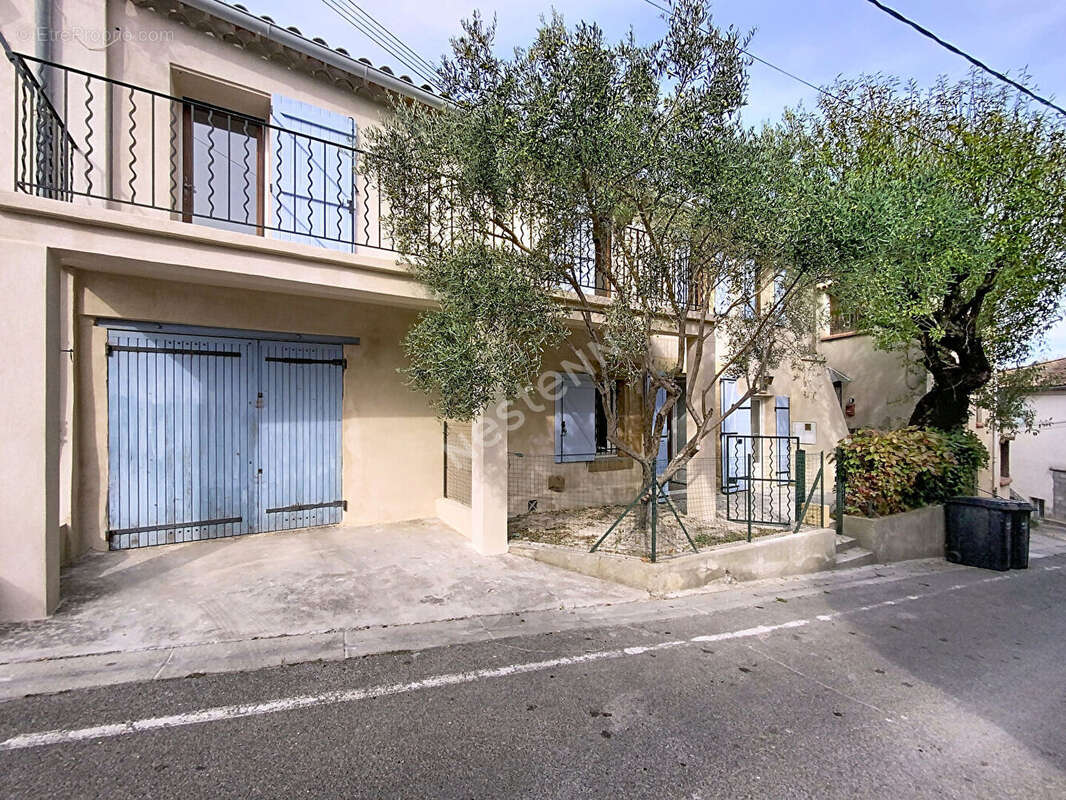 Maison à ROGNES