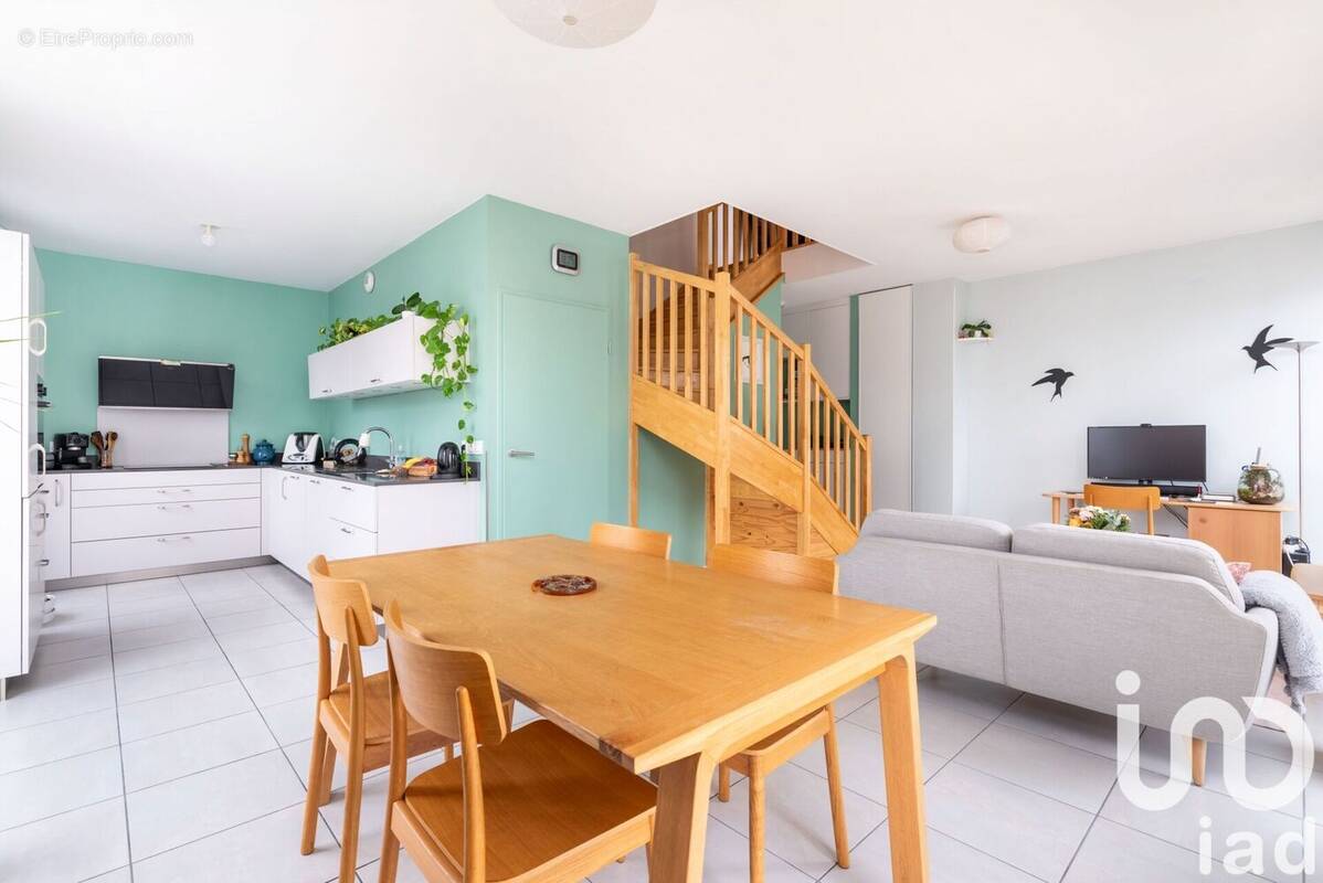 Photo 1 - Appartement à VILLEURBANNE