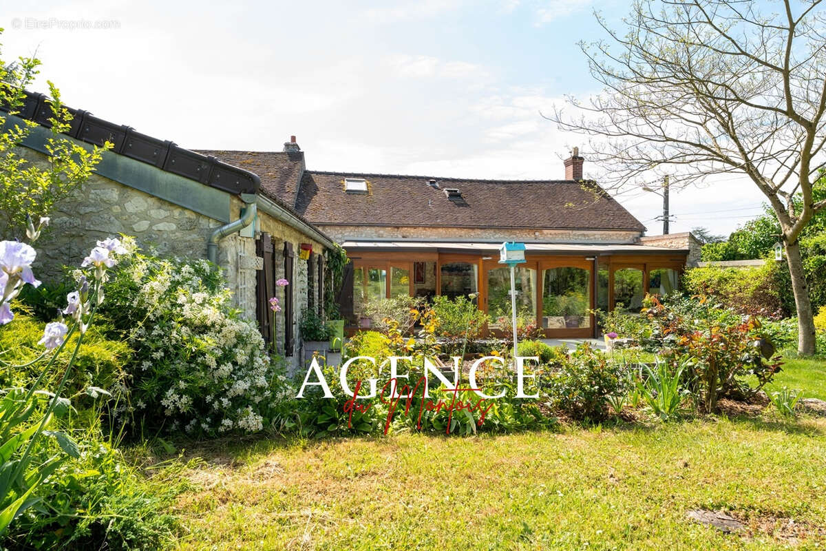 Maison à DONNEMARIE-DONTILLY