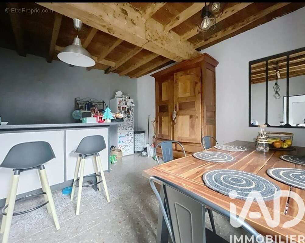 Maison 116 m² à Luscan  - photo 2