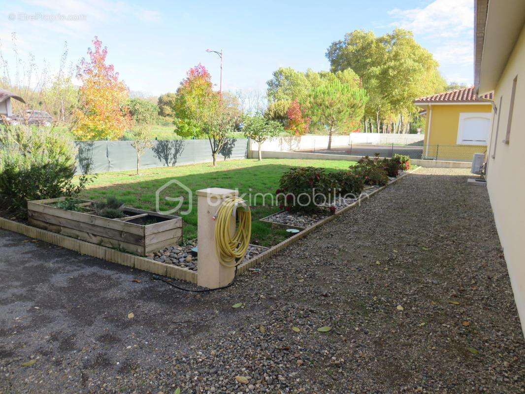 Maison plain-pied récente de 90 m², RT 2012 aux normes PMR sous garantie décennale - photo 17