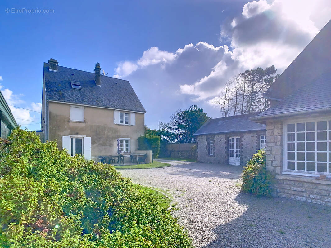 Maison à QUINEVILLE