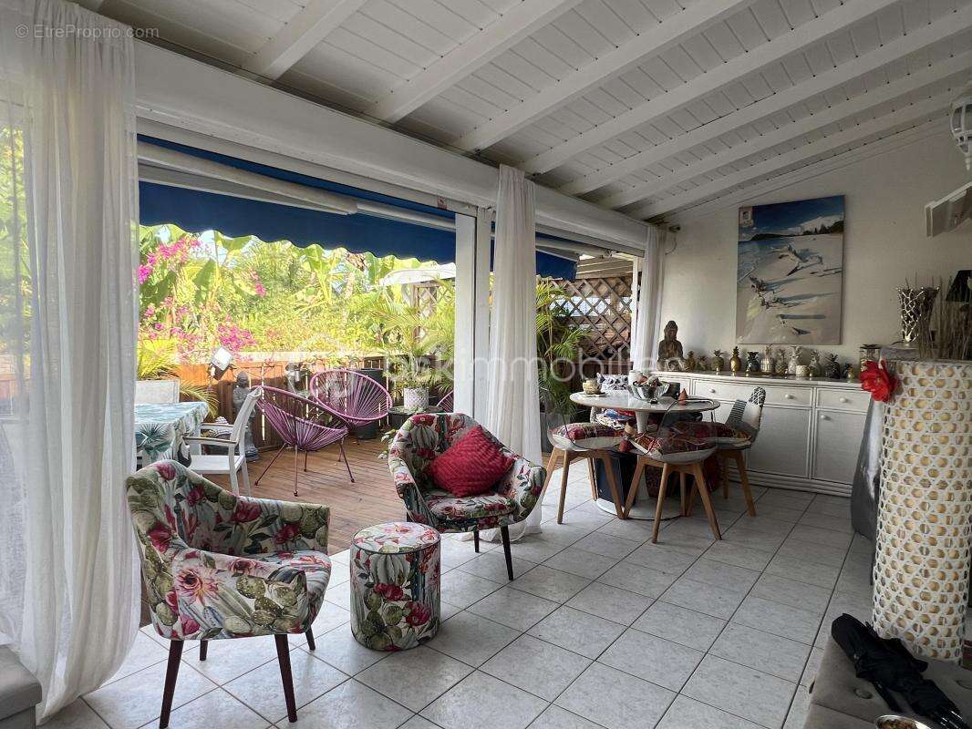 Appartement à SAINT-FRANCOIS
