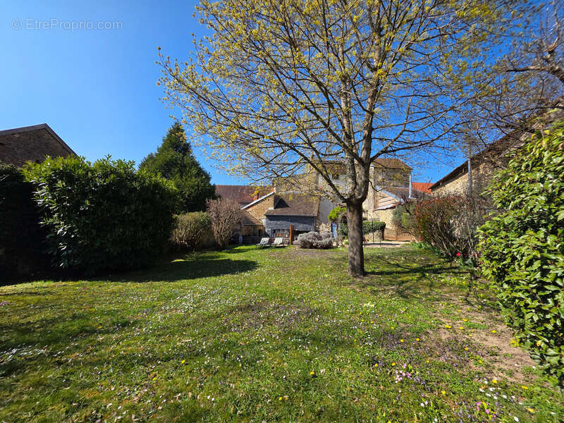 Maison à CHEVANNES