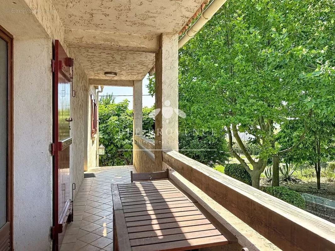 Maison au calme, offrant de nombreuses possibilités, proche des commodités - photo 21