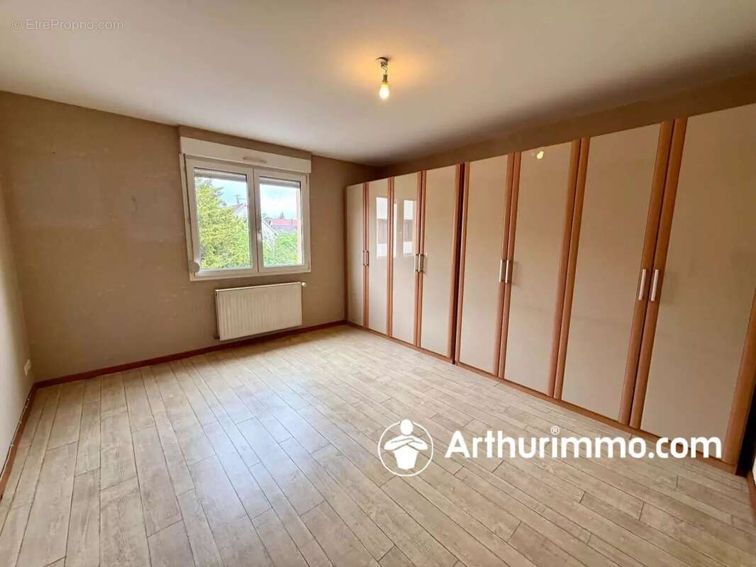 Appartement à VALDOIE