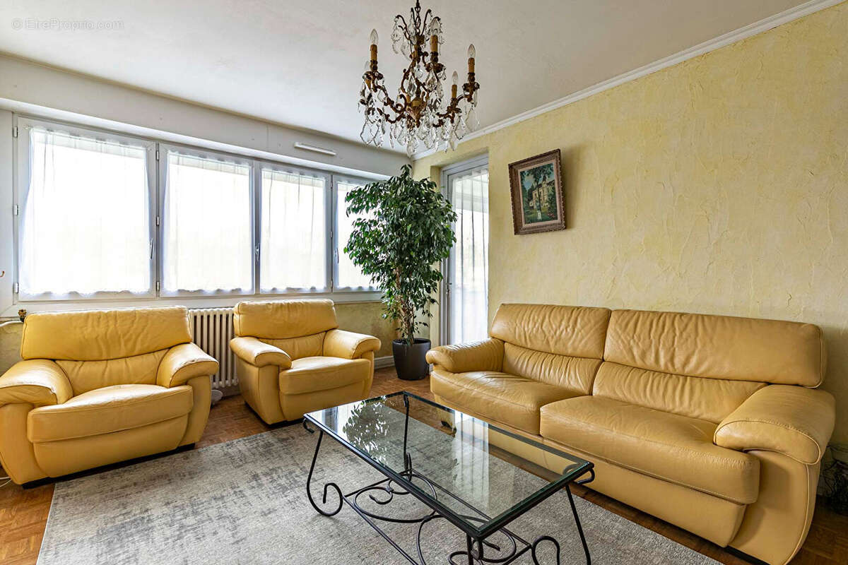Appartement Saint Germain En Laye 5 pièce(s) 80 m2 - photo 4
