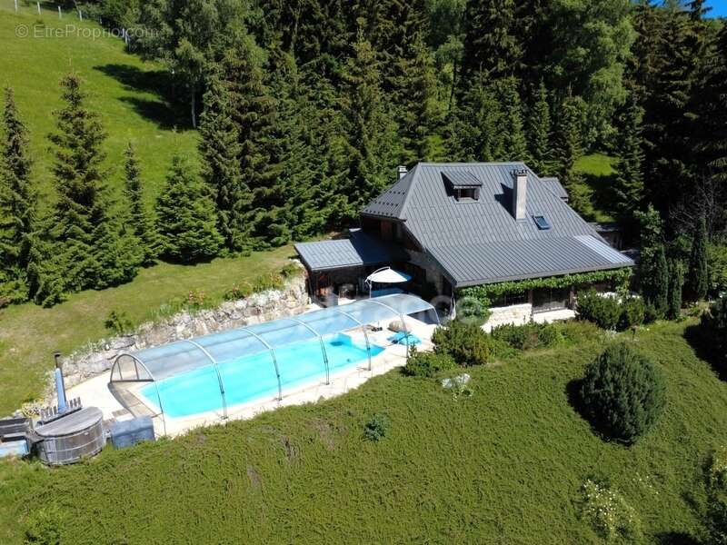 Maison à LES DESERTS